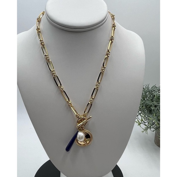 J. Crew Gold Scorpion Scorpio
Pendant Charm Nautical Gold Tone Link Necklace - Picture 1 of 12